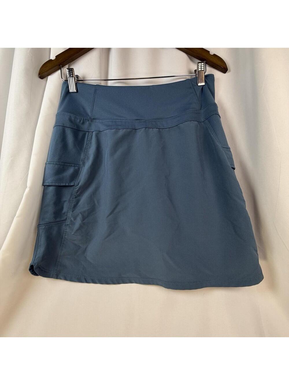 Free Country Women's Hybrid Skort Country Blue Pockets Shorts 17.5 Length Med